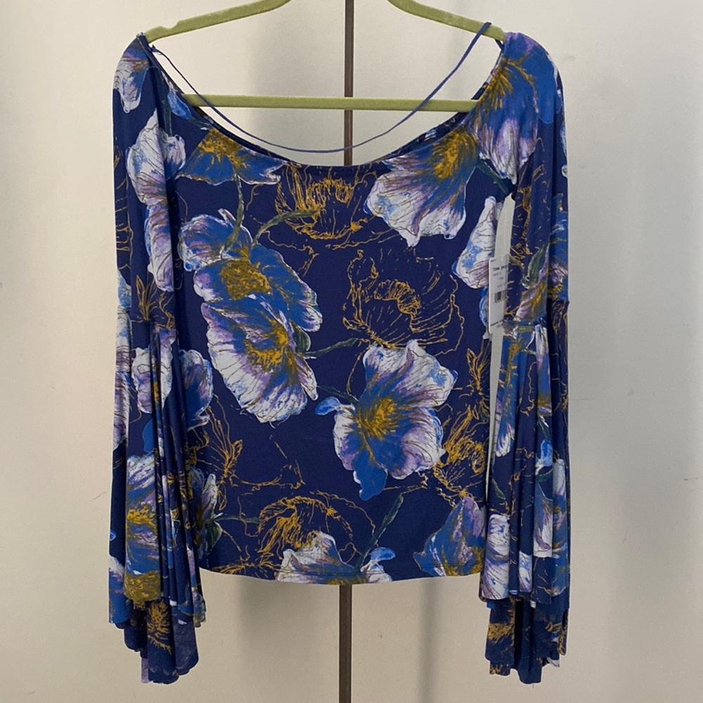 Free People Birds of Paradise Navy Floral Off Shoulder Bell Sleeve Top New XS